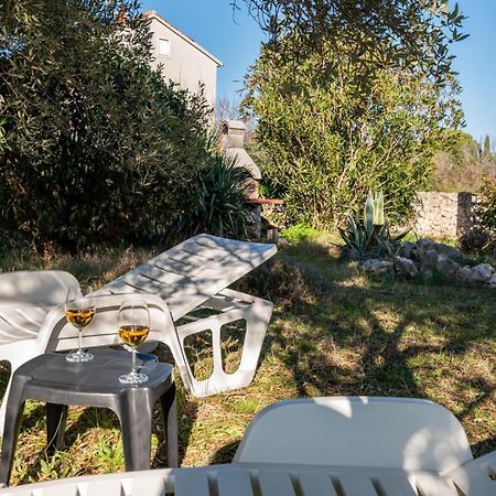 טוראני Beachfront Apartment Lostura מראה חיצוני תמונה